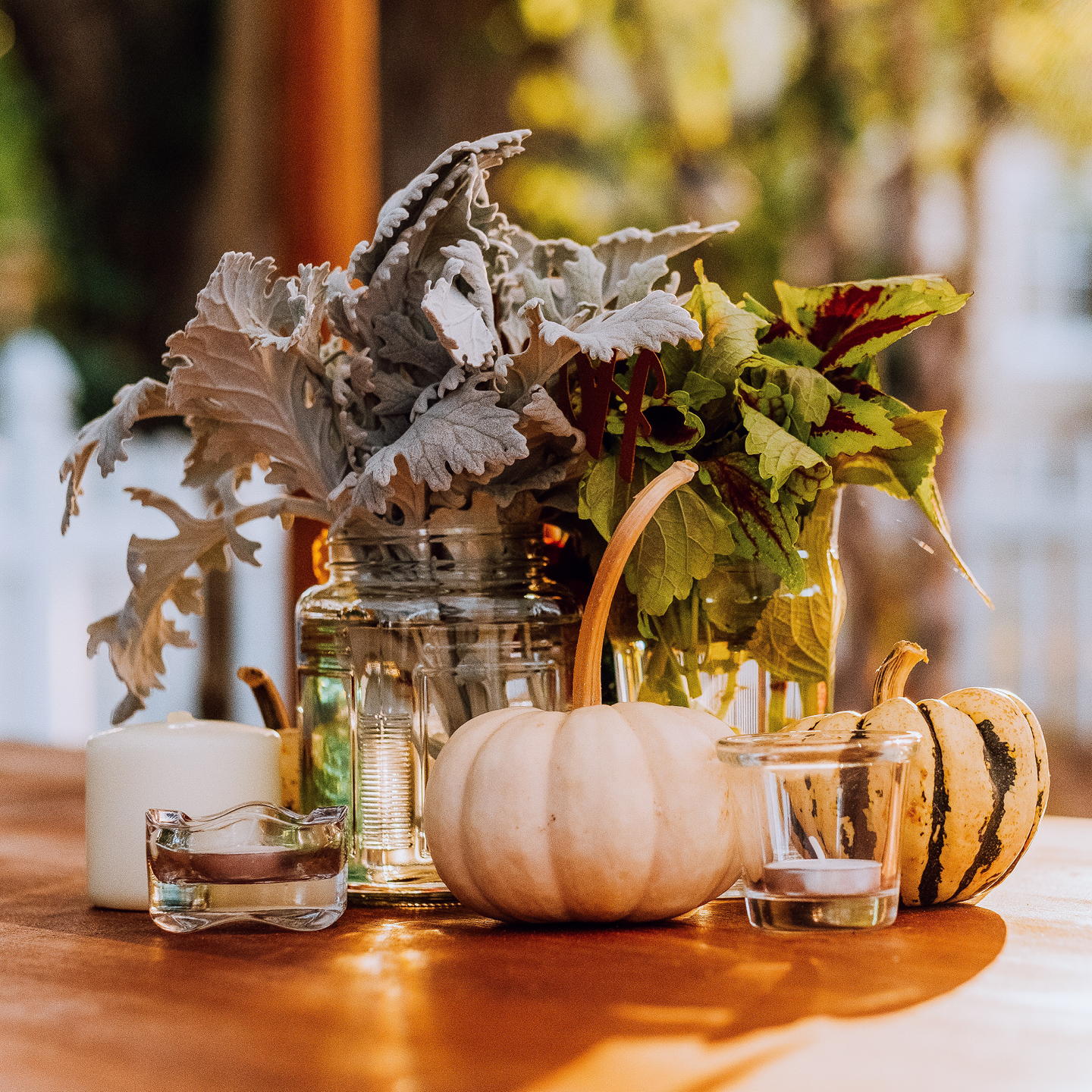Gorgeous autumn wedding ideas, autumn table centrepiece