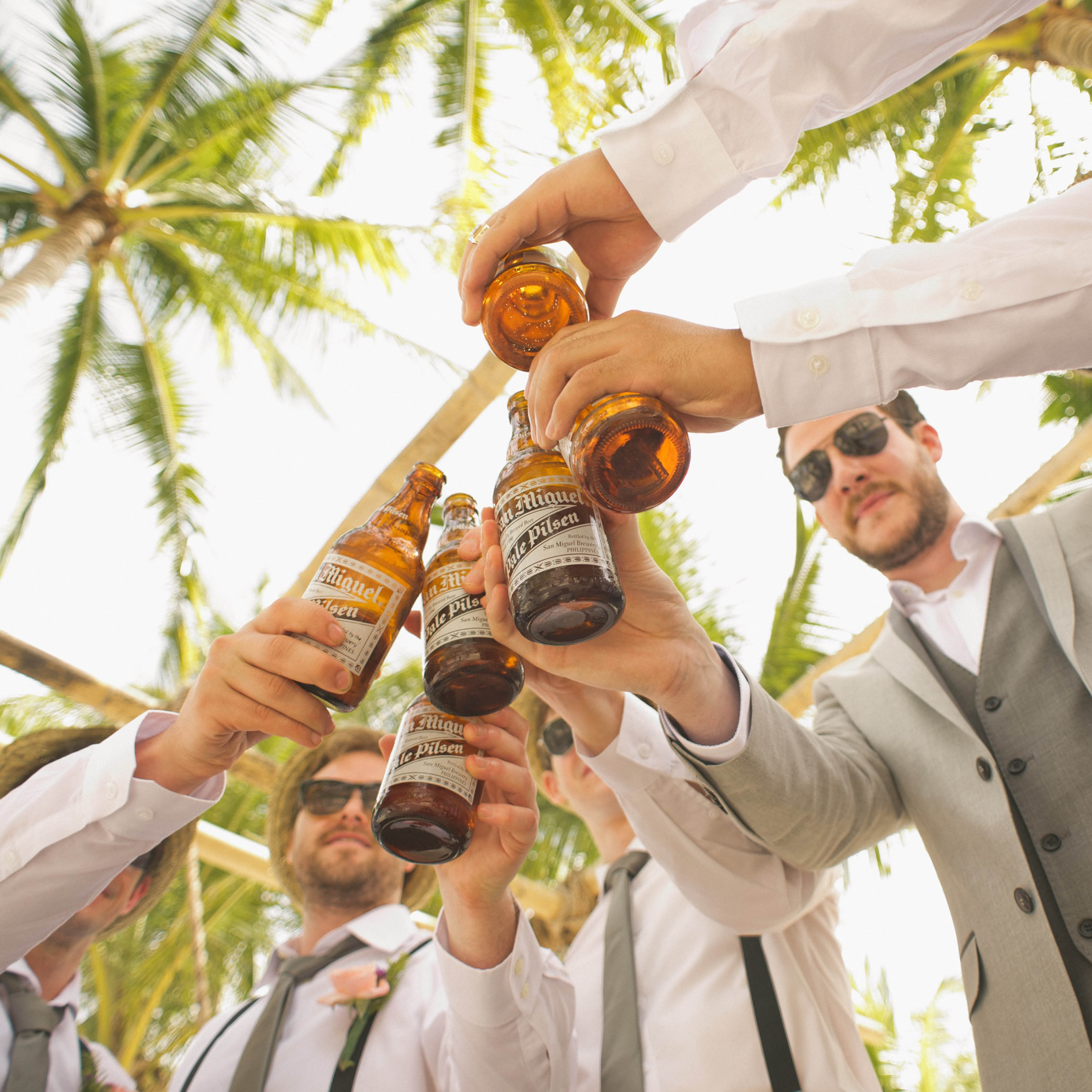 How to Plan Beach Wedding on a Budget, wedding beach bar