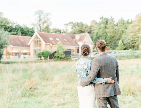 Real Wedition Weddings: Vicki & Will’s green & copper Surrey barn wedding