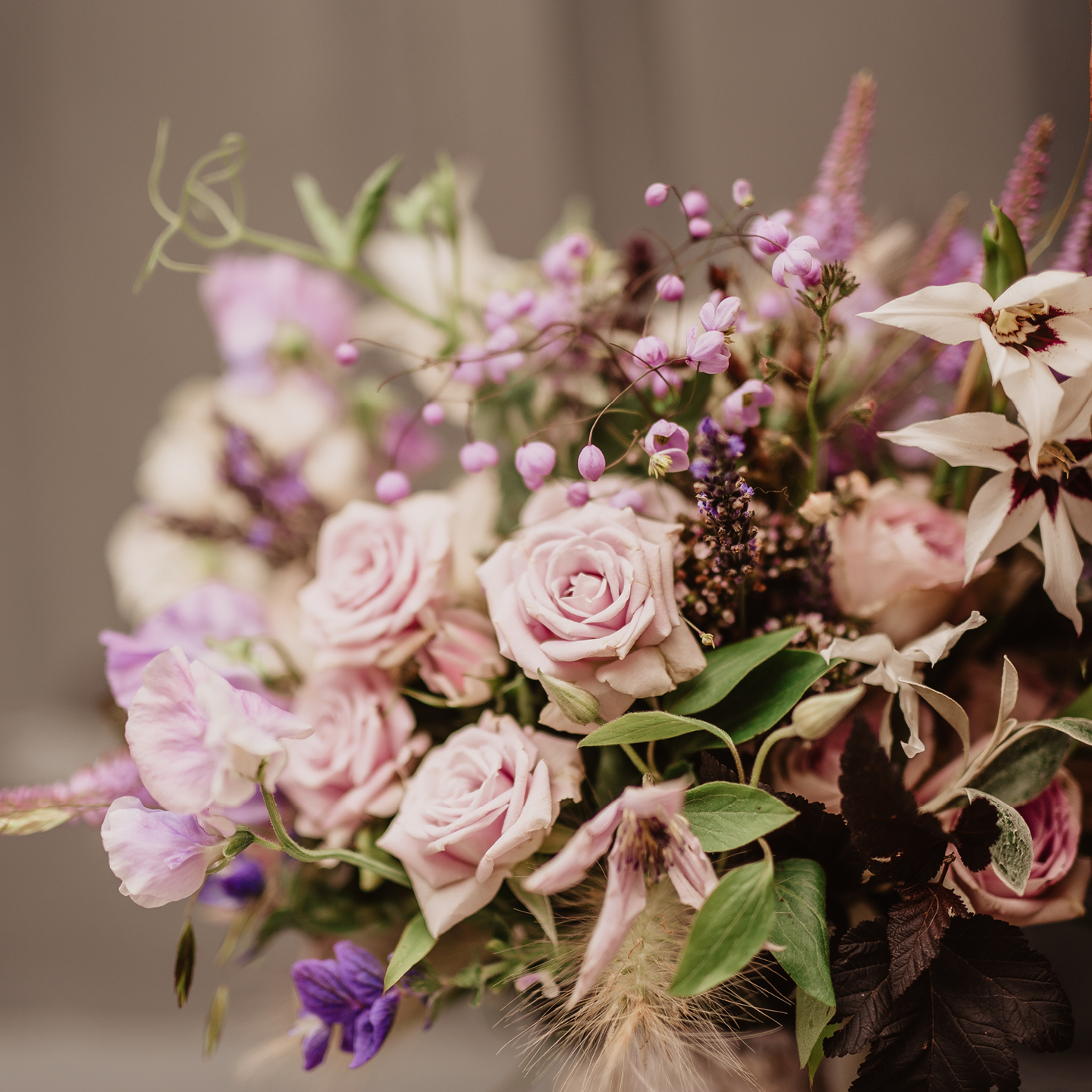 52 Ideas for Your Spring Wedding Bouquet