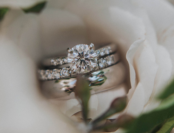 Top Trends in Wedding Rings: A Guide for Brides and Grooms