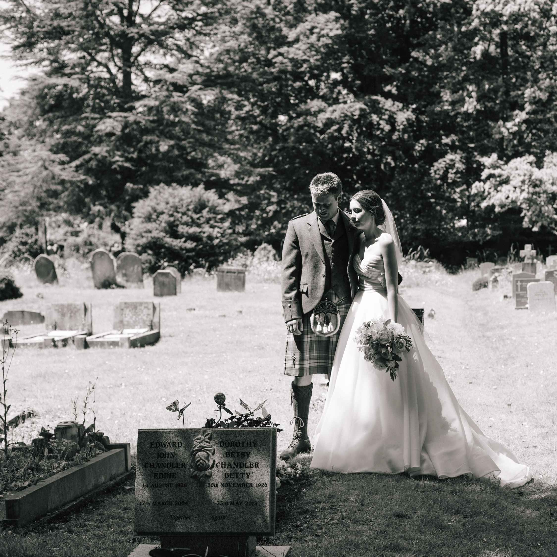 remembering lost loved ones on wedding day, wedding day grave visit