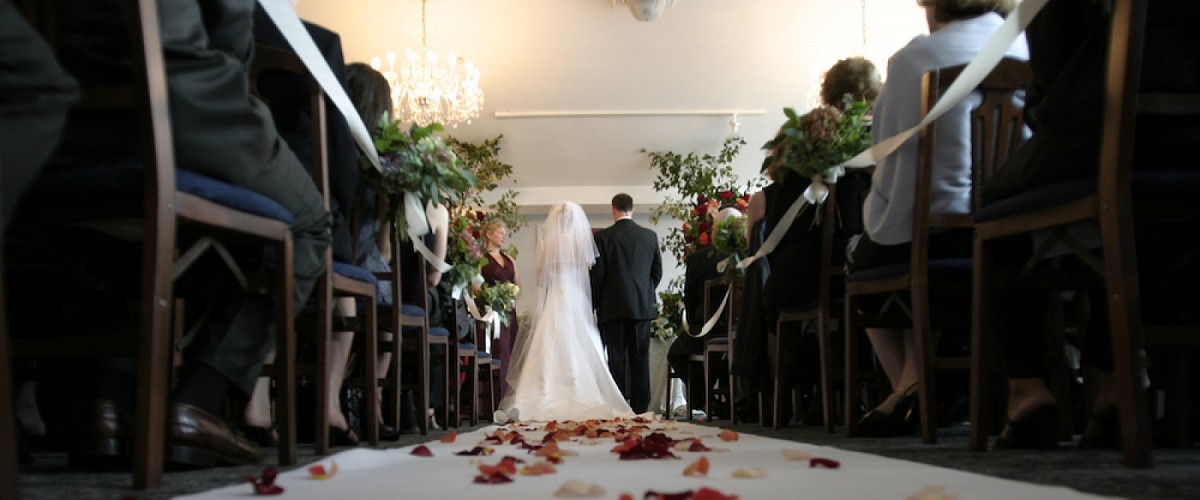 Why you should take out wedding insurance